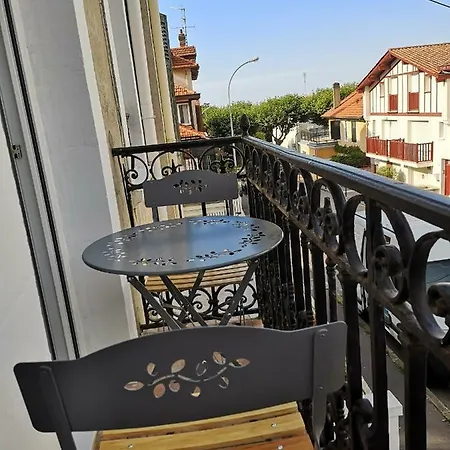 Chalet Les Marguerites - Centre Apartment
